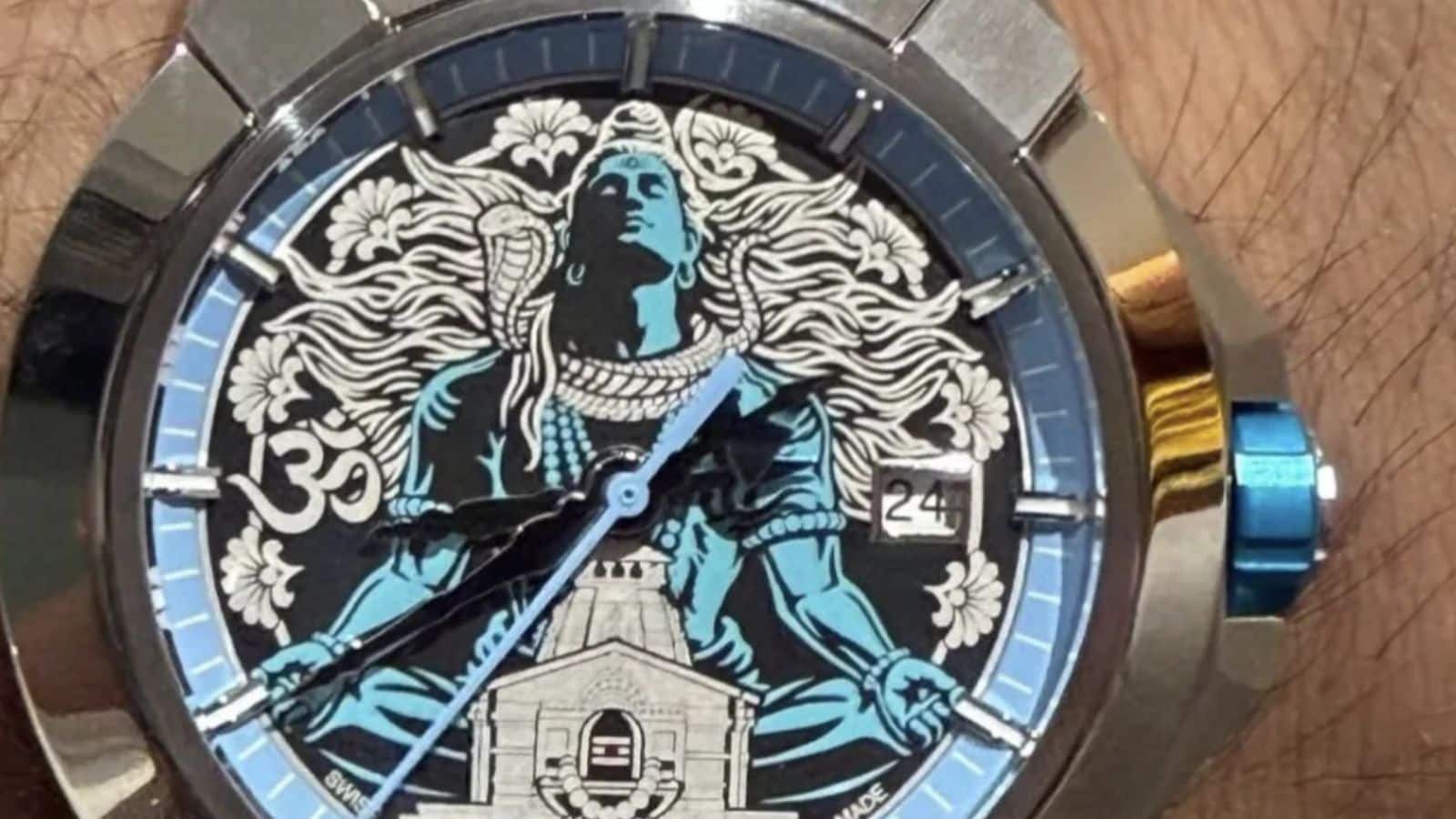 The all-rounder paired his blue jersey with the exclusive Epic X Sport ‘Rudra’ Edition by Jacob & Co. The bold accessory perfectly complemented the Men in Blue’s colours, making it stand out throughout the high-voltage contest. The all-rounder paired his blue jersey with the exclusive Epic X Sport ‘Rudra’ Edition by Jacob & Co. The bold accessory perfectly complemented the Men in Blue’s colours, making it stand out throughout the high-voltage contest.