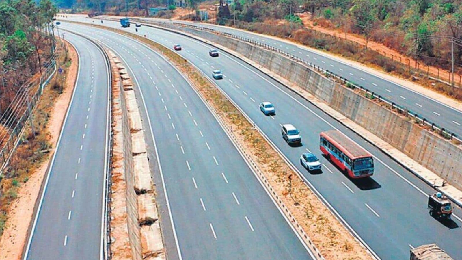 Marking a shift from ornamental to ecological plantations, the National Highways Authority of India (NHAI) is planning to develop a continuous linear stretch of bee-friendly vegetation that comprises flowering trees and plants along the highways. This first-of-its-kind initiative will ensure the availability of nectar and pollen throughout the year.