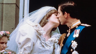The life and death of Princess Diana (L) was at least eight scandals in one – starting from marriage troubles in 1992 to a highly publicised divorce in 1996 and a tragic death in 1997. (Image: AFP/File)