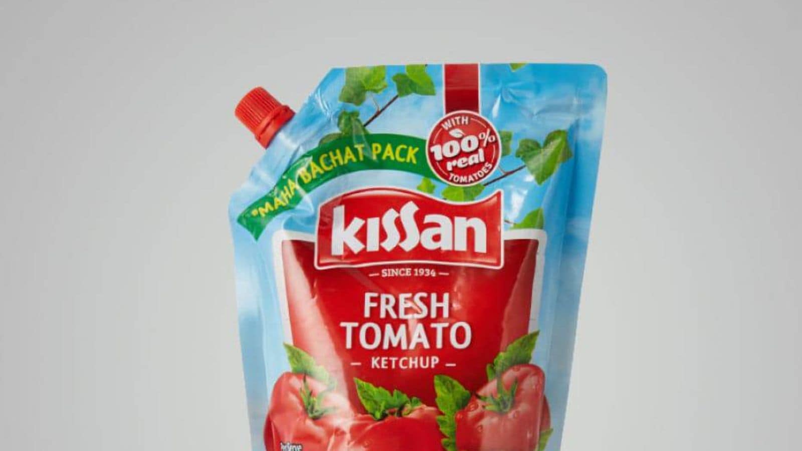 Kissan Tomato Ketchup: Sold in glass bottles requiring enthusiastic shaking, the ketchup was earlier sweeter and thicker. It was closely associated with samosas and school snacks. Now, squeeze bottles dominate the market. Sugar levels and tomato content adjusted over time. Branding focuses on “real tomatoes” and family appeal.
Kissan Tomato Ketchup: Sold in glass bottles requiring enthusiastic shaking, the ketchup was earlier sweeter and thicker. It was closely associated with samosas and school snacks. Now, squeeze bottles dominate the market. Sugar levels and tomato content adjusted over time. Branding focuses on “real tomatoes” and family appeal.