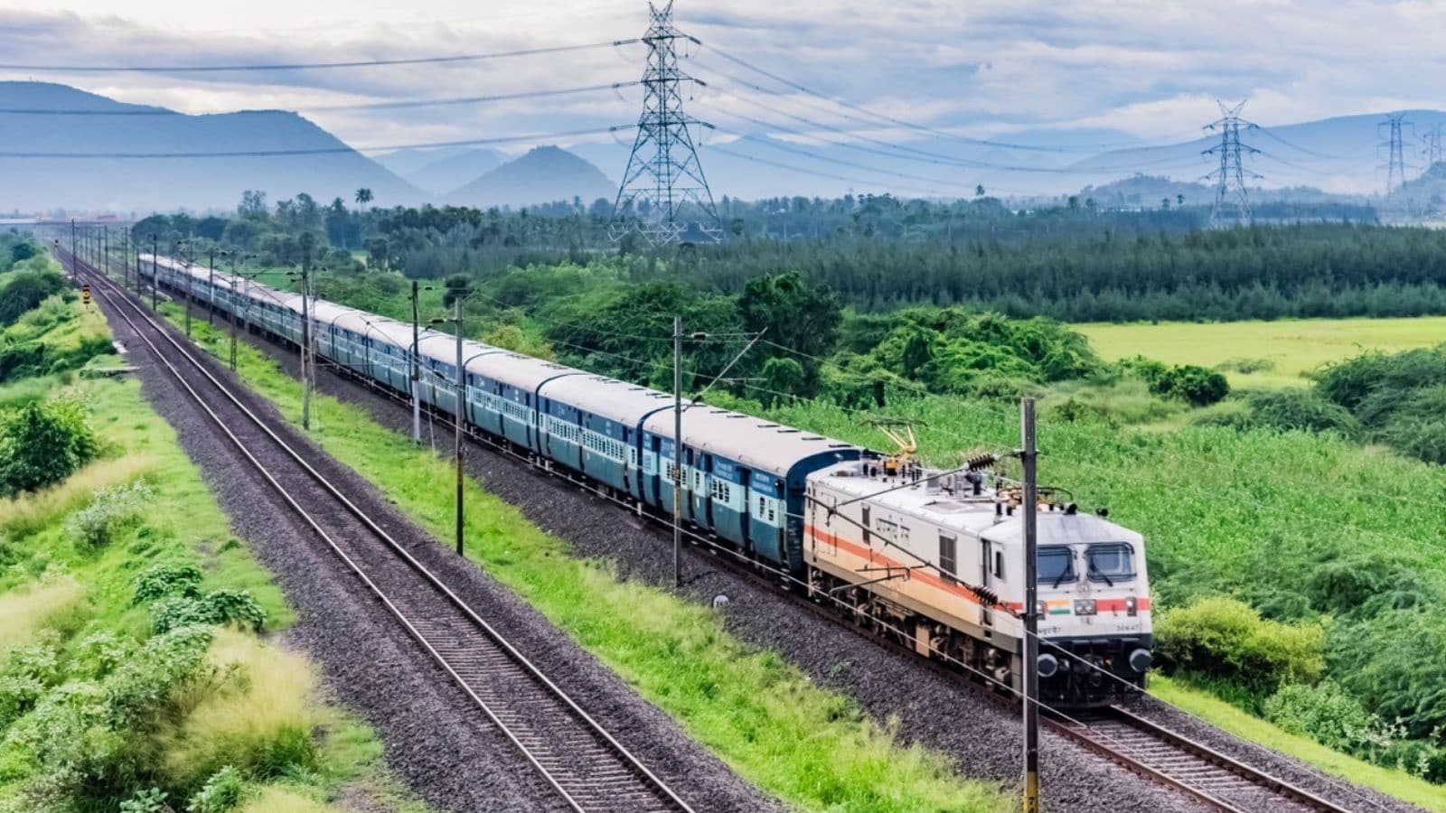  NH-15 and NH-715. It also links two important railway lines under the Northeast Frontier Railway. On the Gohpur side, it integrates with the Rangia–Mukongselek railway section under the Rangia Division of NFR. On the Numaligarh side, it connects to the Furkating-Mariani loop line section under the Tinsukia Division of NFR.