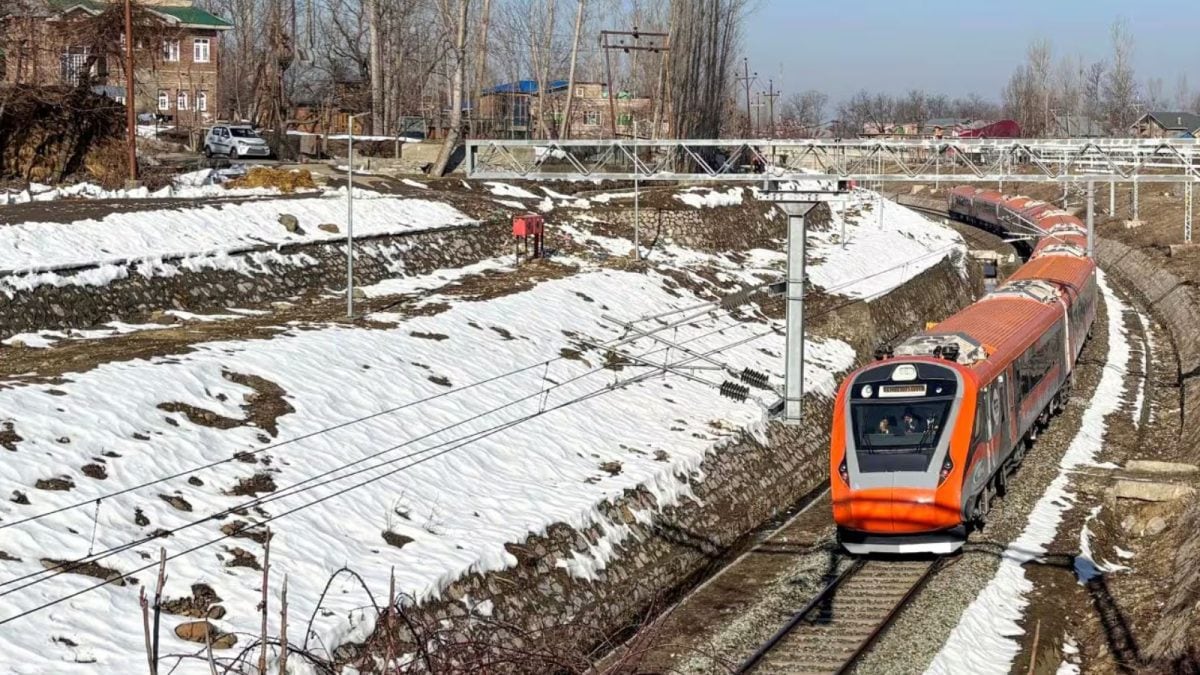 New Stop Added On Northeast’s First Vande Bharat Express : Does This Affect Your Travel Time? Check New Schedule