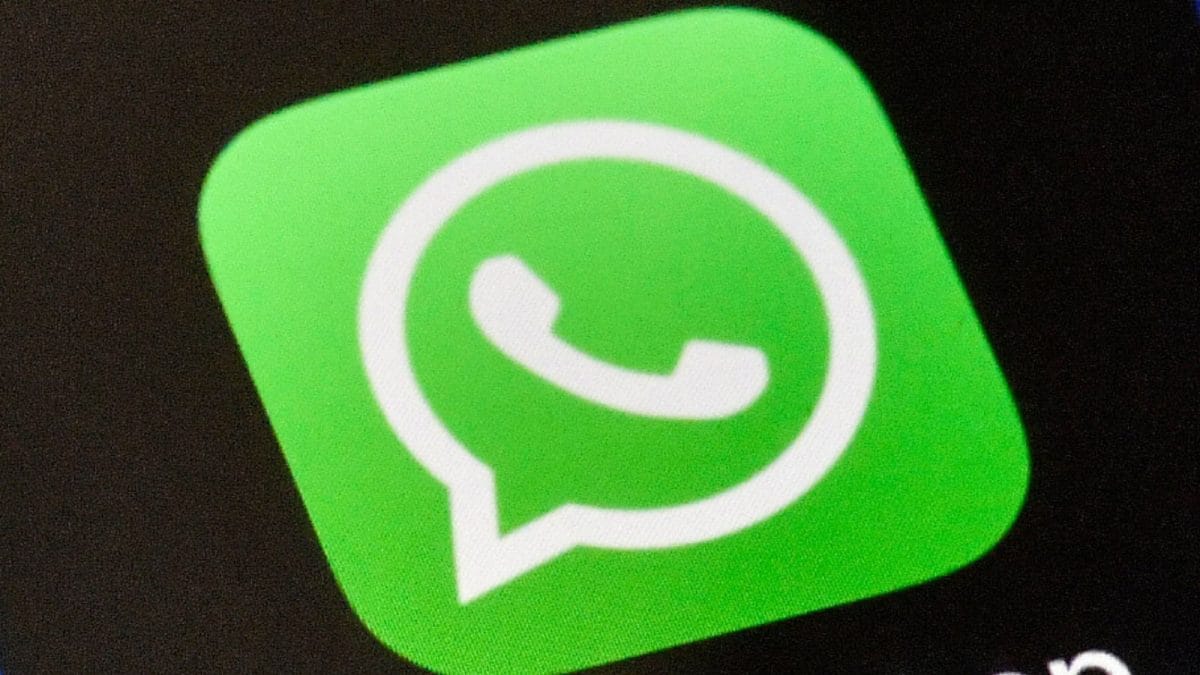 WhatsApp's New 'Spoiler' Update Will Let You Keep Messages Hidden | How It Works