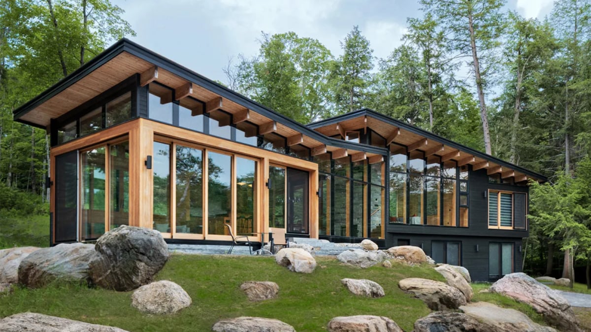 Fans Can Now Stay At The ‘Heated Rivalry’ Home Featured In The Finale ...