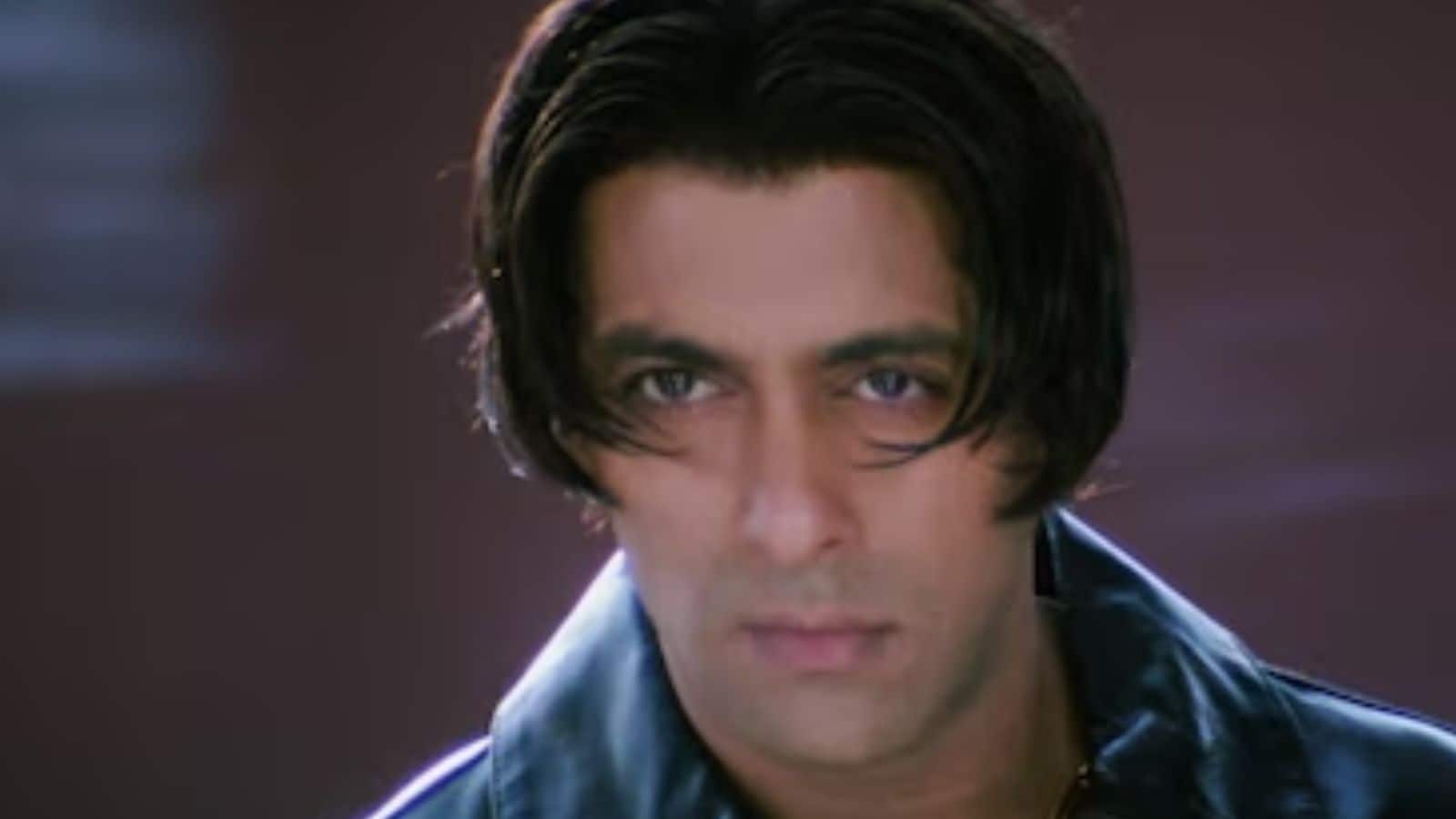 Any guesses? Well, the cult classic is none other than Tere Naam. Directed by Satish Kaushik, the romantic action drama starred Salman Khan and Bhumika Chawla in the lead roles. Released on August 15, 2003, the film told the story of Radhe, an irresponsible but deeply emotional young man whose intense love story turns into tragedy.