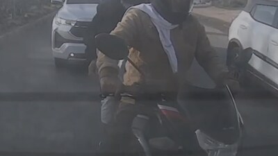 Dashcam footage reveals fatal road accident in Haryana's Faridabad (Credits: News18) 