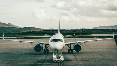 GK: Do You Know Why Most Airplanes Are White? (Image: Canva)