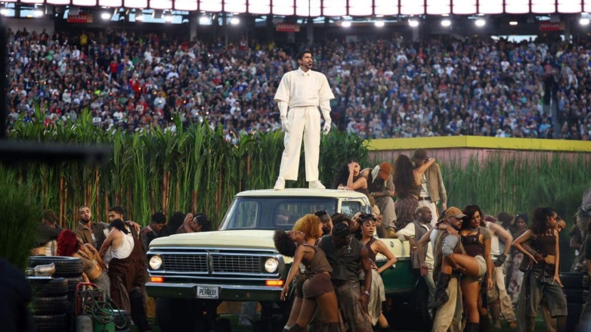 Bad Bunny Joins The List Of Most Controversial Super Bowl Halftime Performances Ever
