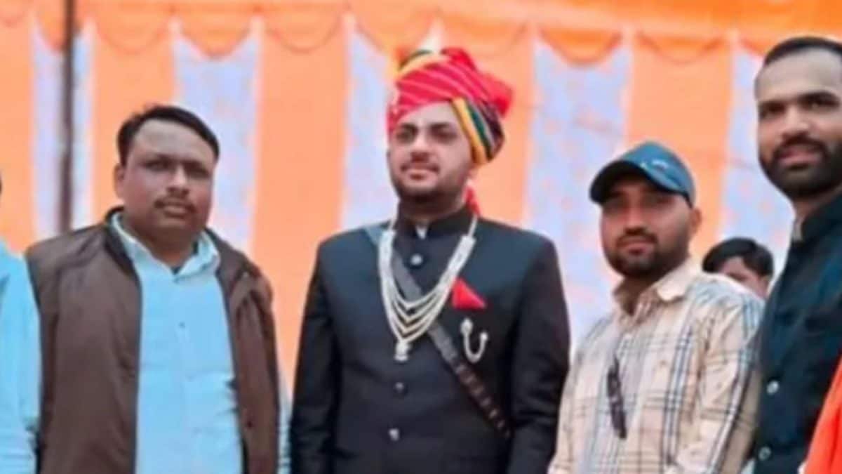Rajasthan Cop Suspended After Wanted Criminals Seen Dancing, Showering Notes At His Wedding