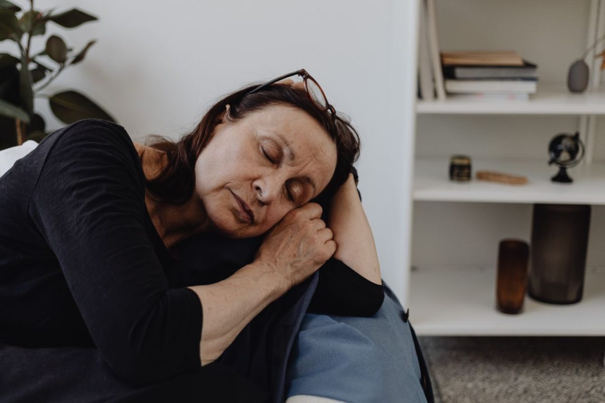 Why Sleeping Past 11 PM May Block Your Weight Loss Goals