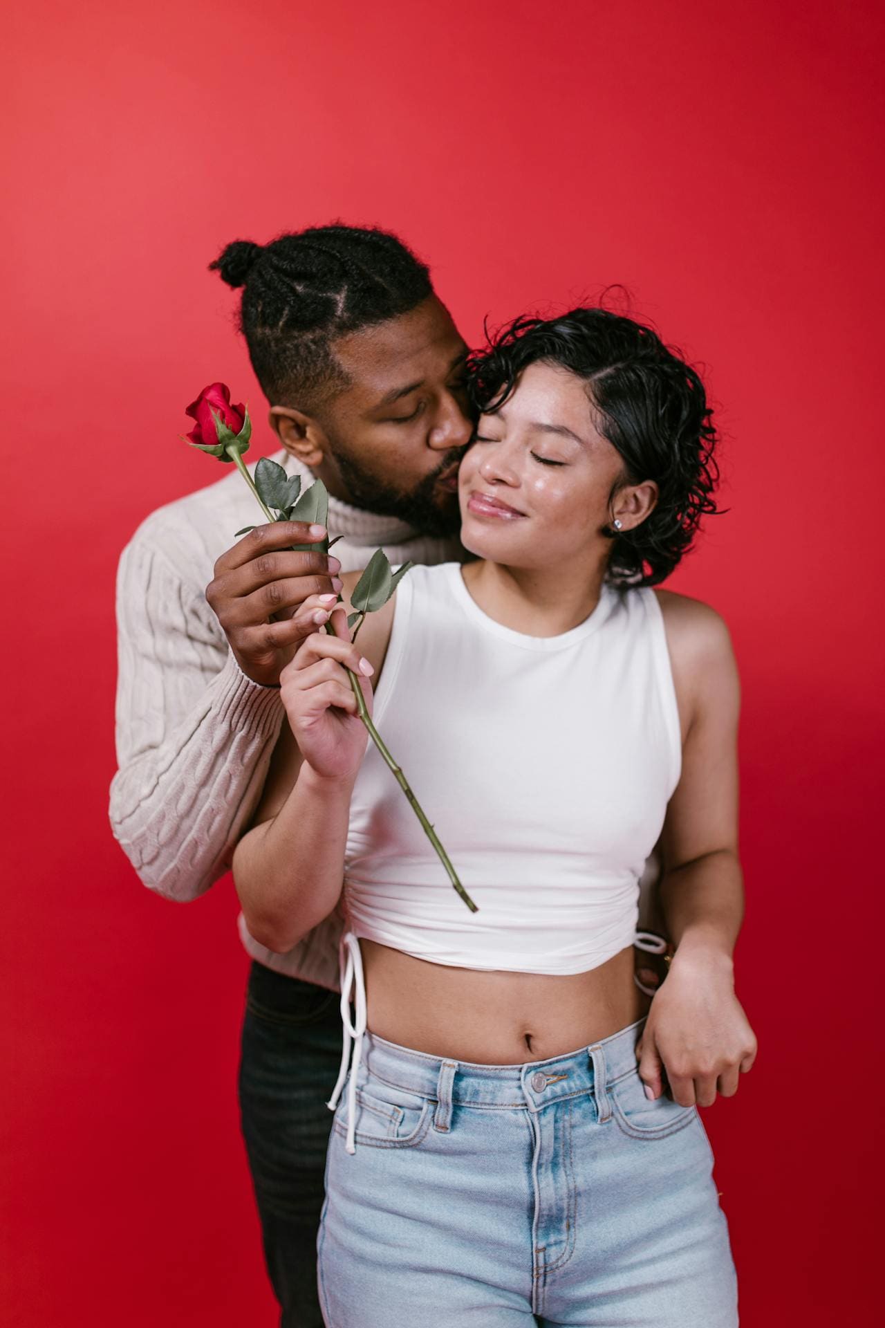 Beyond Roses: The Best Flowers To Surprise Your Valentine