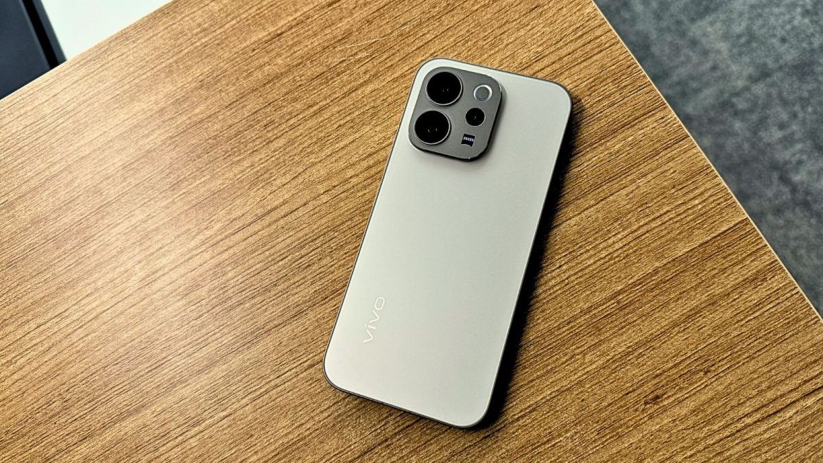 Vivo V70 Elite Shows The Virtues Of Being Practical And Ambitious