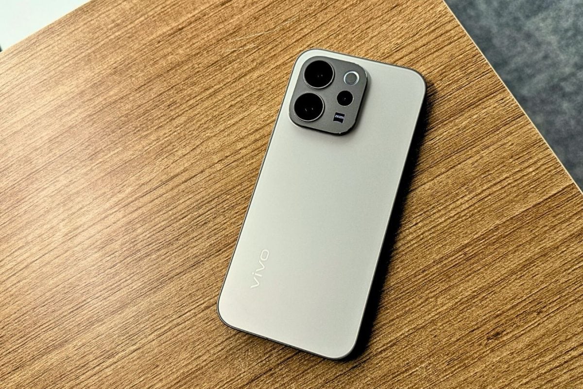 Vivo V70 Elite Shows The Virtues Of Being Practical And Ambitious