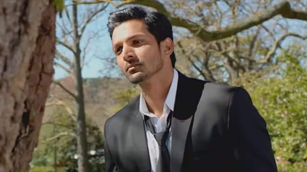 This Actor, Left Home At 16, Worked At Call Centre To Learn English ...