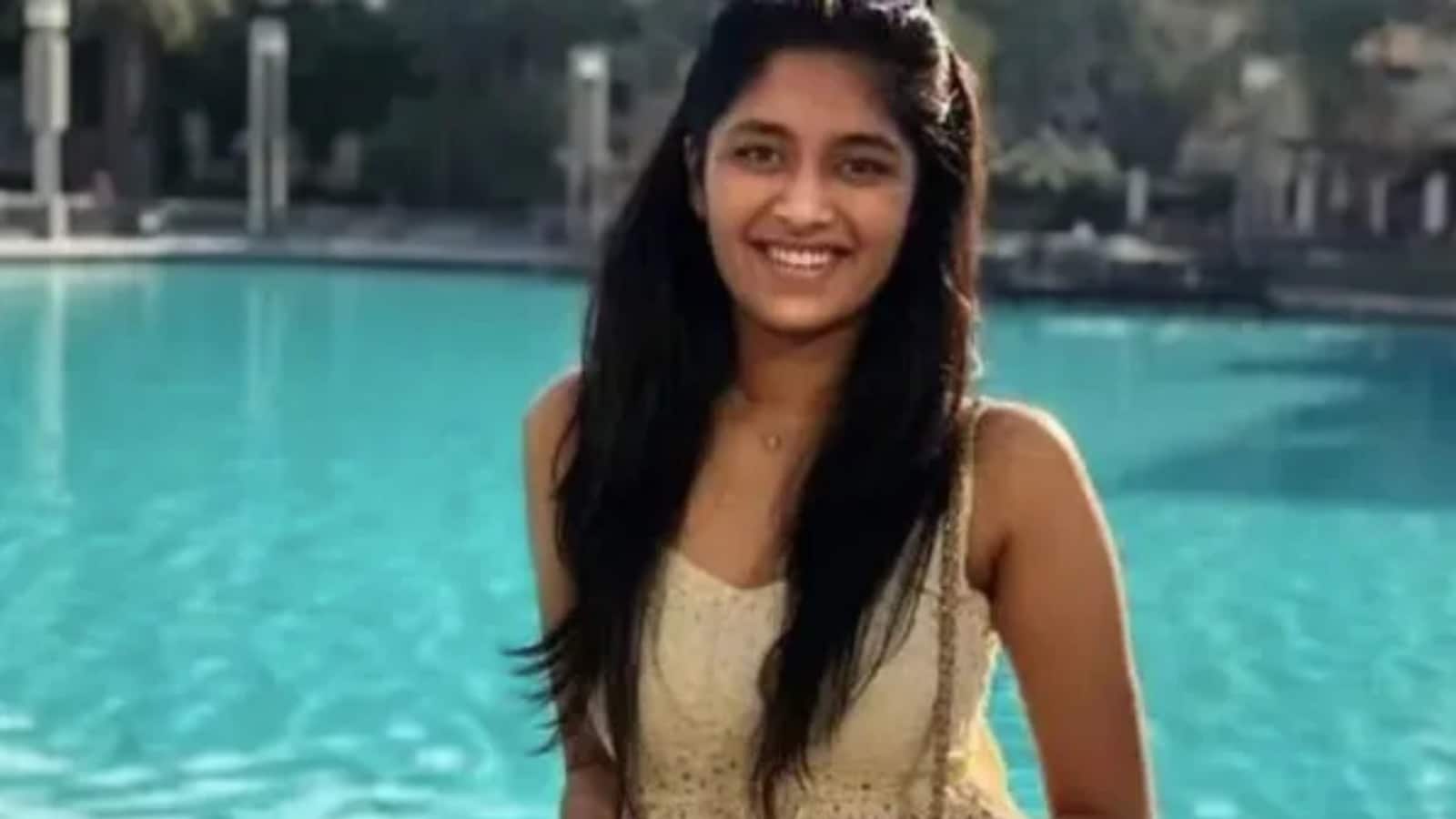 On the academic front, Revati has built a strong educational profile. She completed her bachelor’s degree in Economics from St Xavier’s College, Mumbai, in 2020. Following this, she moved abroad to continue her studies. She earned a master’s degree in Public Administration from the London School of Economics.

