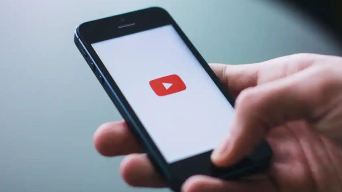 YouTube Music Now Lets More Users Create AI Playlists With Text Prompts: Here’s How
