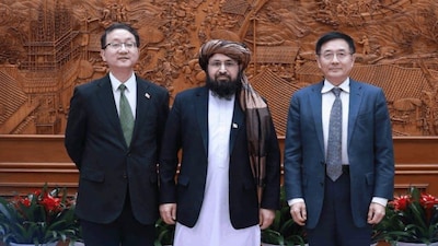 The proposal was discussed during a recent meeting in Beijing between Bilal Karimi, the Islamic Emirate of Afghanistan’s ambassador to China, and senior Chinese officials, including Liu Jinsong, Director-General of the Asian Department at China’s Ministry of Foreign Affairs, and Yue Xiaoyong, China’s Special Envoy for Afghanistan. 