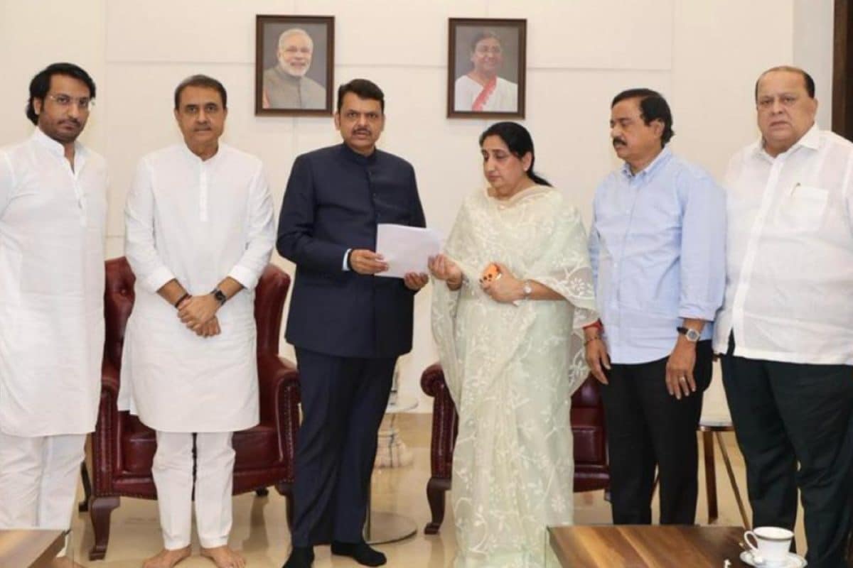 Sunetra Pawar Meets Fadnavis, Demands CBI Probe Into Ajit Pawar Plane Crash