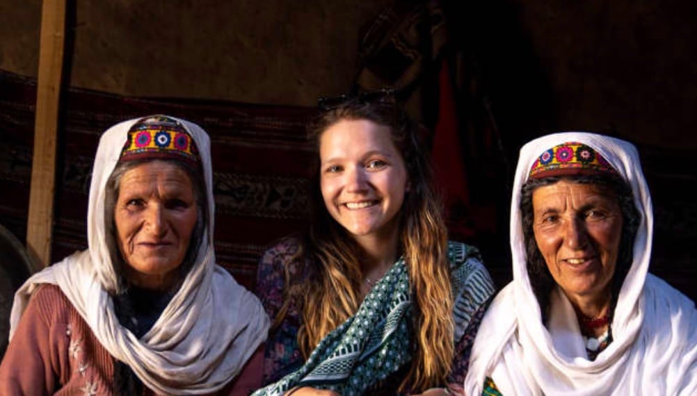  Initially, security officials thought that might be an error, but following through investigation, they discovered that Abdul Mobat, eas indeed 152 years old. 