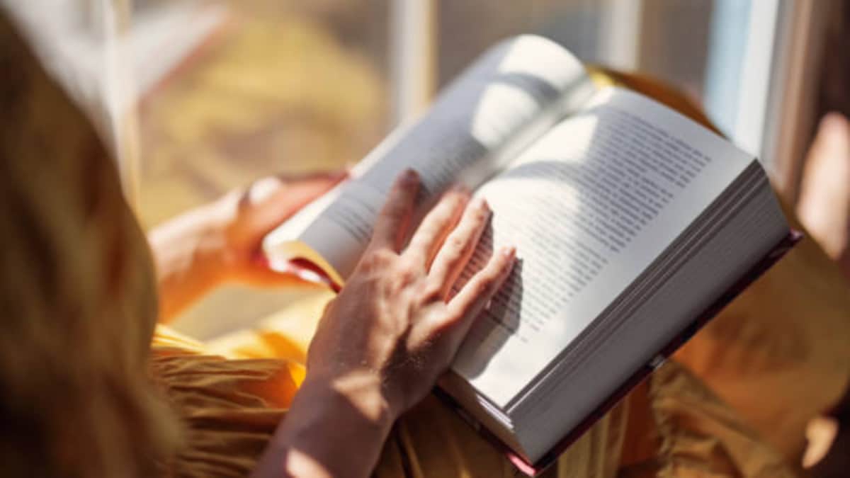 Valentine’s Month Special: 10 Romance Classics Every Book Lover Must Read