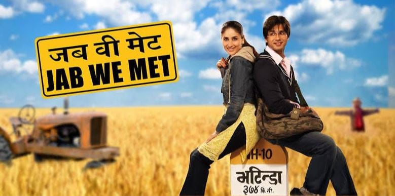 The Suave Perfectionist (Jab We Met, 2007): Aditya Kashyap brought us a refined Shahid. Bespectacled, dressed in crisp formals, and carrying a quiet intensity, this look signaled his transition into mature, understated leading-man territory.