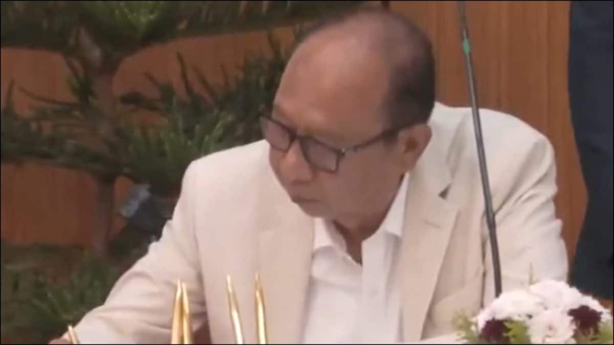 Yumnam Khemchand Singh Takes Oath As Manipur Chief Minister As President's Rule Ends