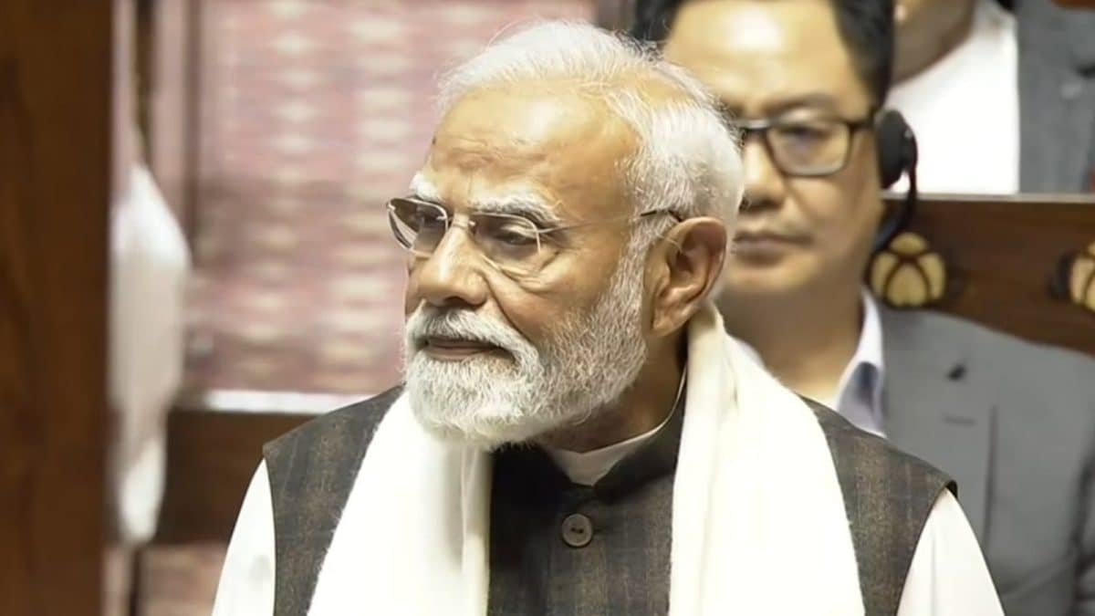 'Anti-Sikh Mindset': PM Modi Targets Rahul Gandhi Over 'Traitor' Jibe At Ravneet Bittu