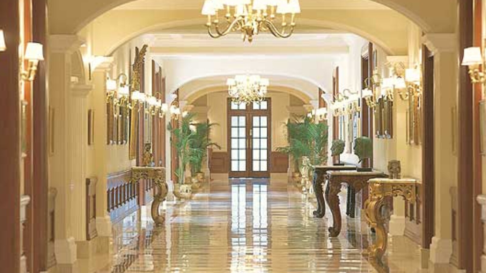 Built In 1936, Delhi’s First Luxury Hotel Played A Key Role In India’s ...