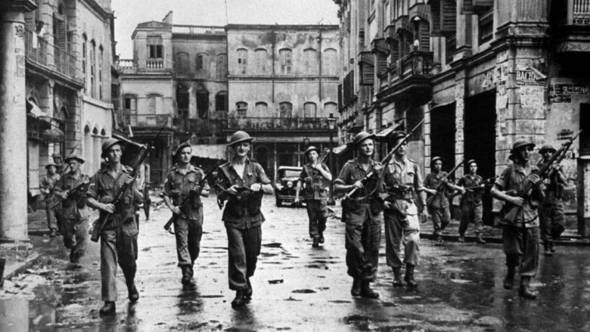 Jawaharlal Nehru Requested Her To Sing On Independence Day, Even Mahatma Gandhi Heard Her Bhajans