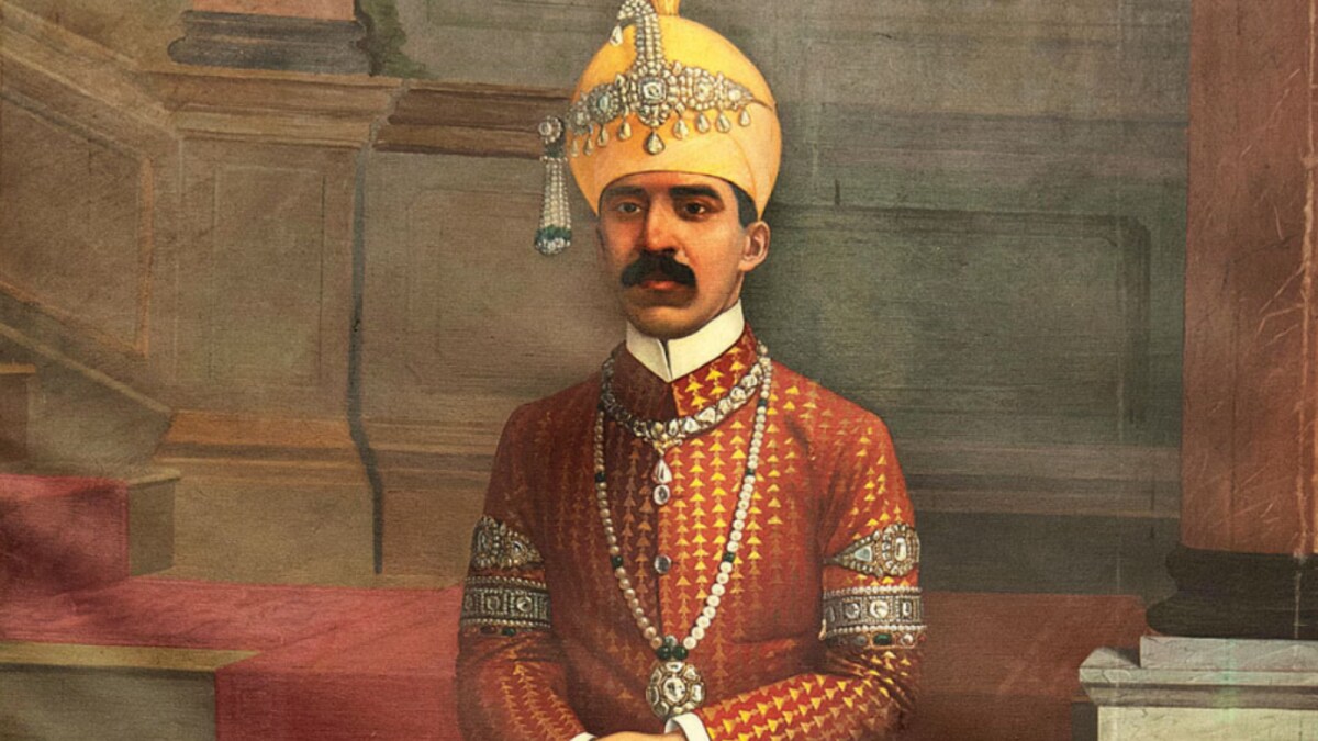 The Nizam Of Hyderabad Once Turned Rolls-Royce Into Garbage Vans And The Reason Is Unbelievable