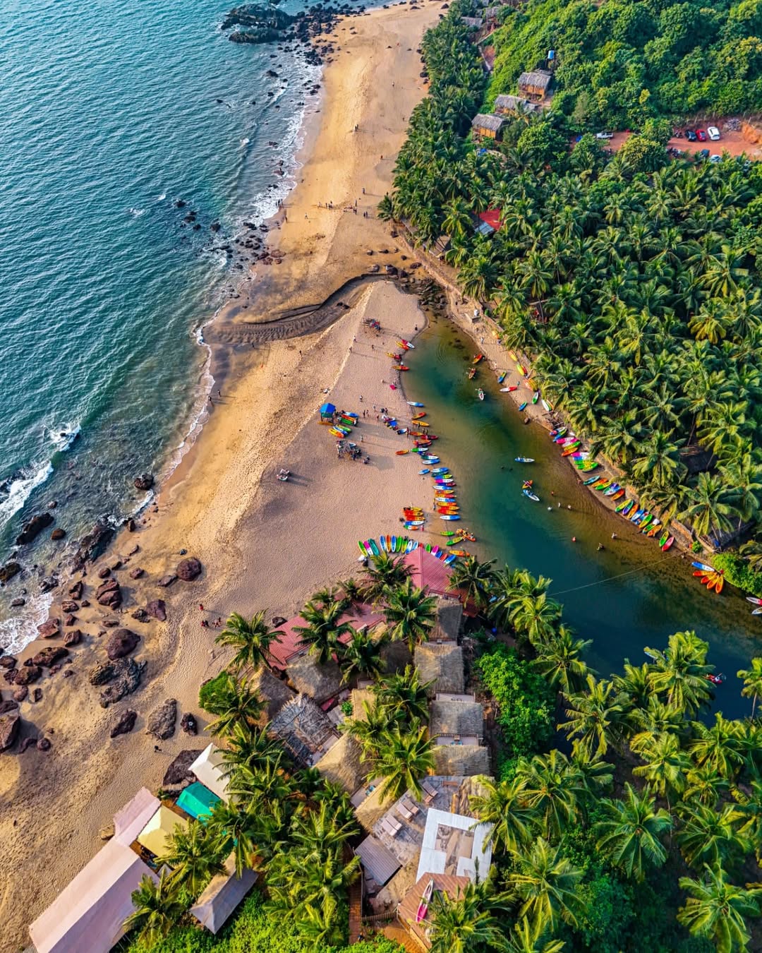 Goa: For couples who prefer a blend of relaxation and fun, Goa remains unbeatable. Beyond its lively beaches and nightlife, Goa offers quiet corners perfect for romance. South Goa’s secluded stretches like Palolem and Agonda are ideal for long walks, while boutique resorts provide private villas with sea views. Add in seafood feasts, sunset cruises, and Portuguese heritage trails, and you have a Valentine’s weekend that balances adventure with intimacy.