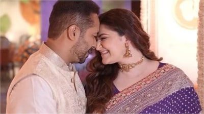 Shivaleeka Oberoi Celebrates Godh Bharai With Husband And Drishyam 2 Director Abhishek Pathak