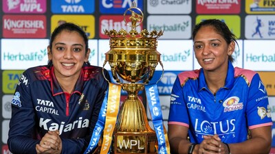 Smriti Mandhana (left) and Harmanpreet Kaur (PTI Photo)