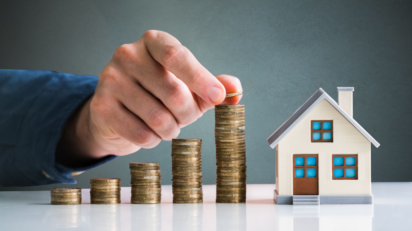 Tax Slabs Under The New Regime (FY 2025-26)Under the new tax regime, income up to Rs 4 lakh is tax-free. Income between Rs 4 lakh and Rs 8 lakh is taxed at 5%, while income from Rs 8 lakh to Rs 12 lakh attracts 10% tax. Those earning between Rs 12 lakh and Rs 16 lakh pay 15%, income between Rs 16 lakh and Rs 20 lakh is taxed at 20%, earnings from Rs 20 lakh to Rs 24 lakh are taxed at 25%, and income above Rs 24 lakh is taxed at 30%. (Image: Canva)