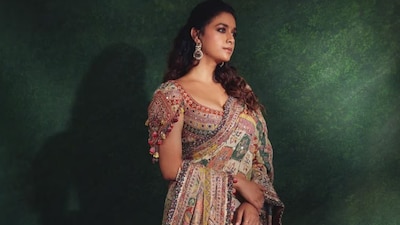 She also played veteran actress Rekha's stepmother in Mahanati.