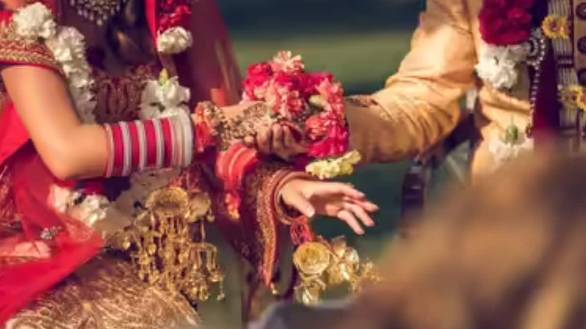 Traditional Much? More Gen Z Men Than Boomers Think A Wife Should Obey Her Husband | Relationship News