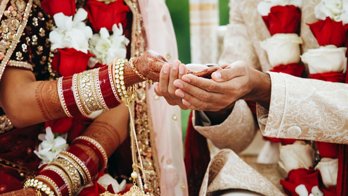 Wedding With A Difference: Nanded Family Stands Out With Rs 1 Lakh Accident Insurance As Return Gift