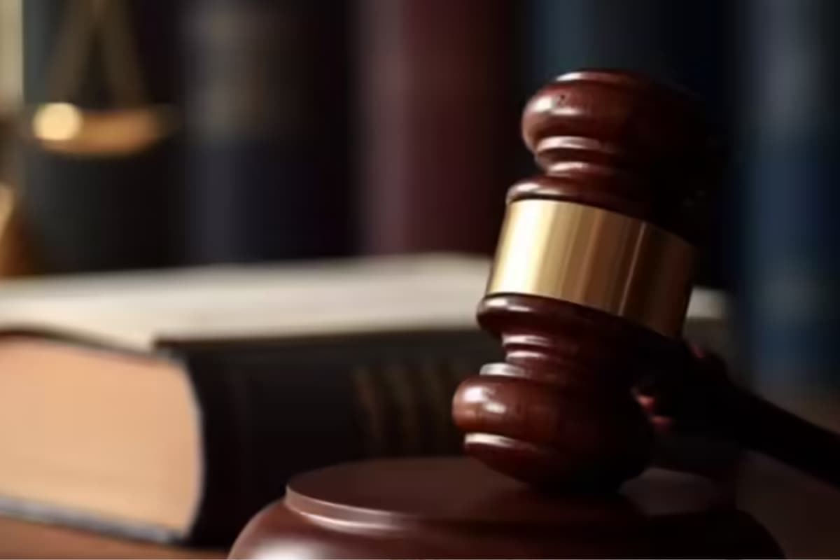 Bundelkhand ‘Epstein’ & Wife Lure 33 Boys With Games & Cash, Film Abuse, Sell To 47 Nations — Banda’s 3rd Death Penalty