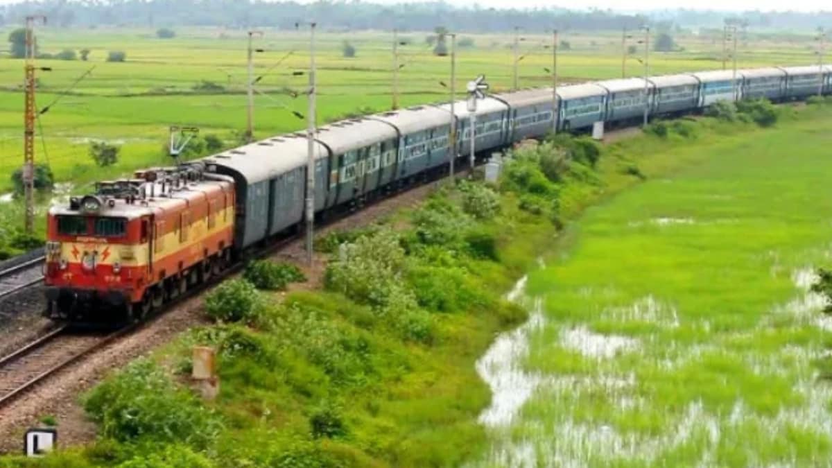 Around 200 Special Trains Announced For Holi | Check Routes