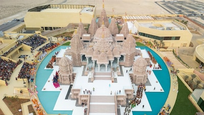 From a 402-pillar stone marvel to a spiritual refuge amid tensions, the BAPS Mandir in Abu Dhabi connects Indian expats to faith, heritage, and community. (Image- Baps Swaminarayan Sanstha)
