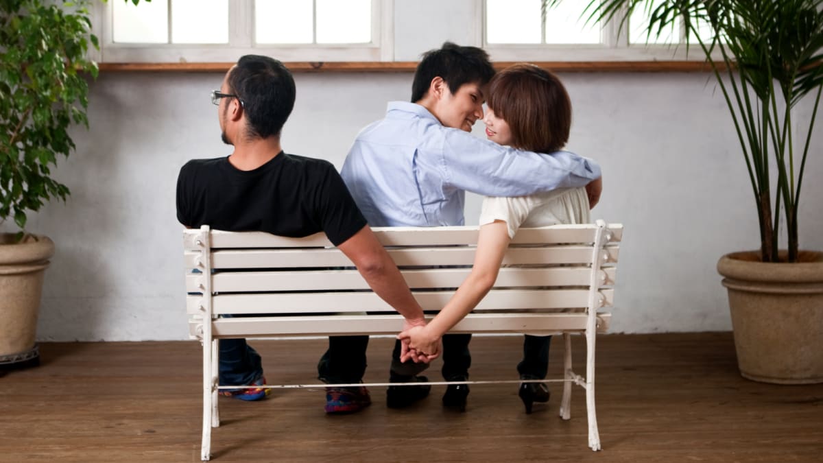 When Marriages Feel Like Routine: My Take on How Secret Dating Apps Are Shaping Indian Relationships