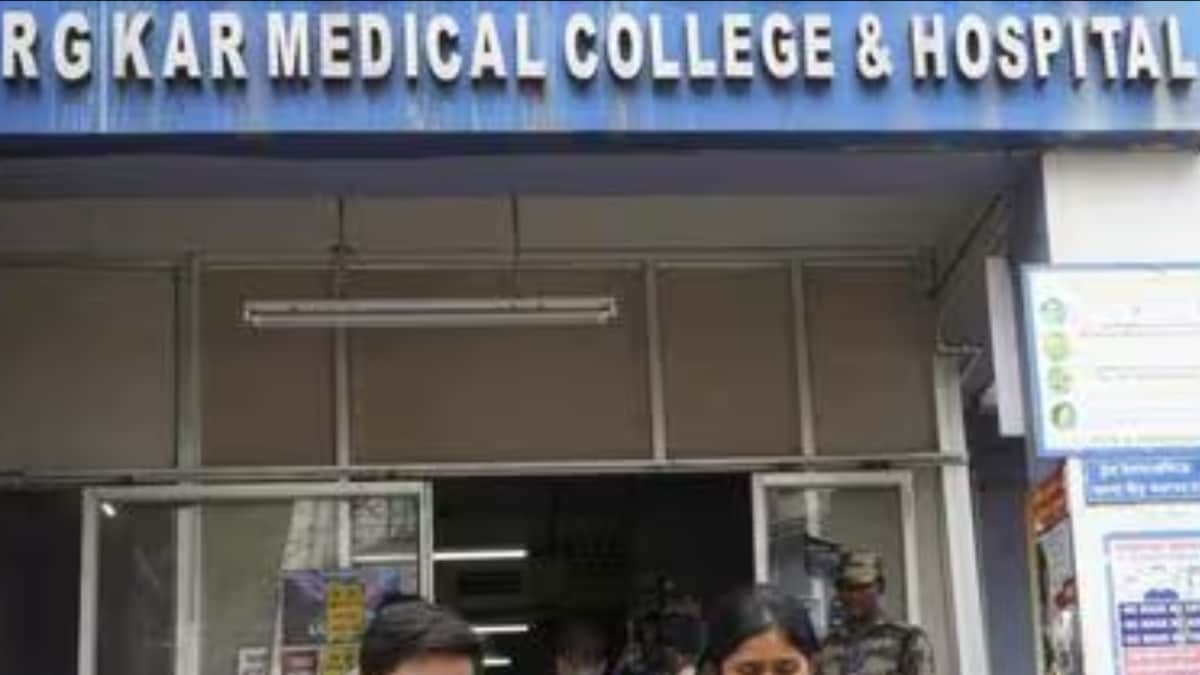 ‘Forced To Walk To Toilet’: Patient Collapses At RG Kar Hospital, Second Death In Three Days