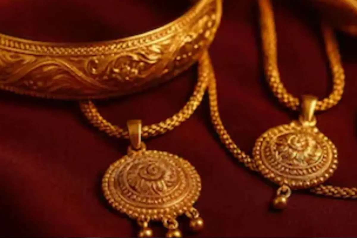 Gold Loans Spike 128% As Households Turn To Savings; What RBI Data Shows