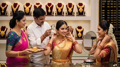 Gold prices are showing mild upward movement but remain largely stable, neither surging nor falling sharply. Market trends suggest that after a strong rally from September last year to January this year, prices are now in a consolidation phase.