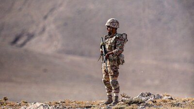 Iran’s IRGC warns it is "eagerly awaiting" US Marines in the Middle East. Foreign Minister Aragchi echoes readiness. (Image: Reuters)