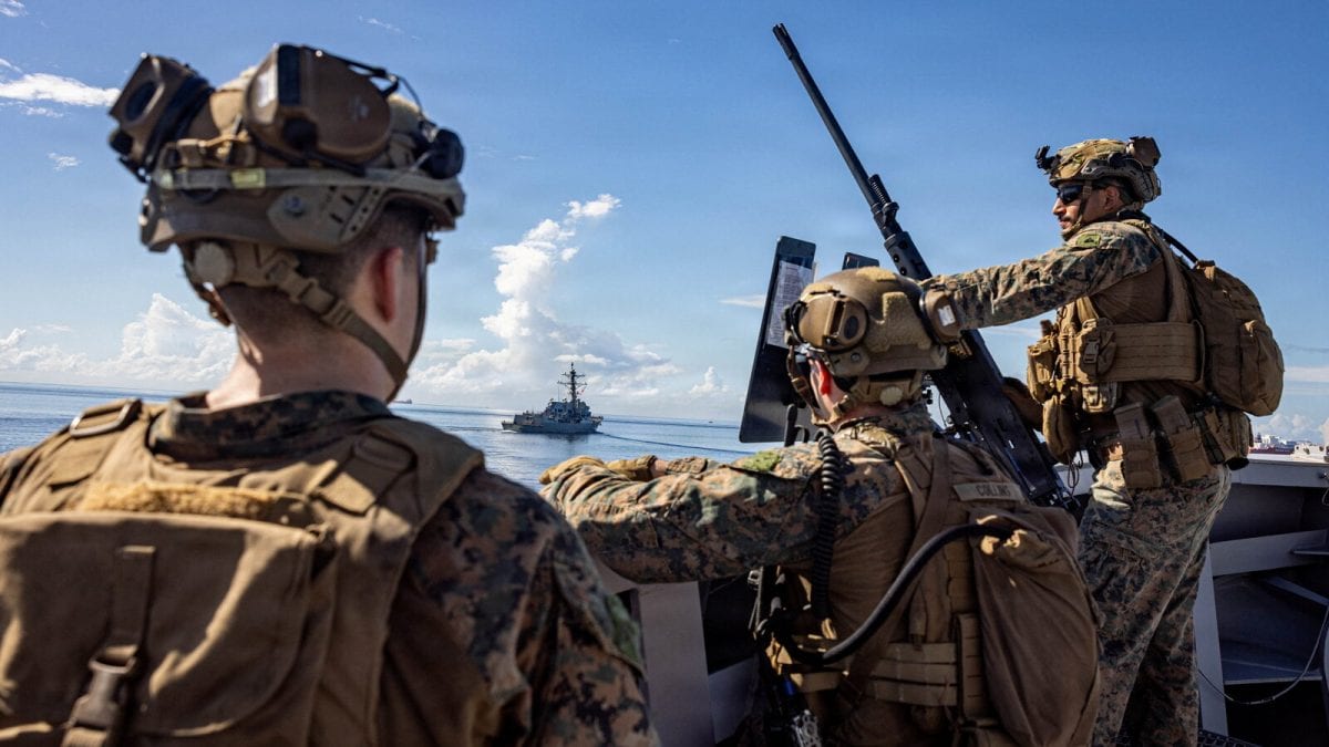 US Deploys 2,500 Marines To Strait Of Hormuz Amid Attacks On Ships