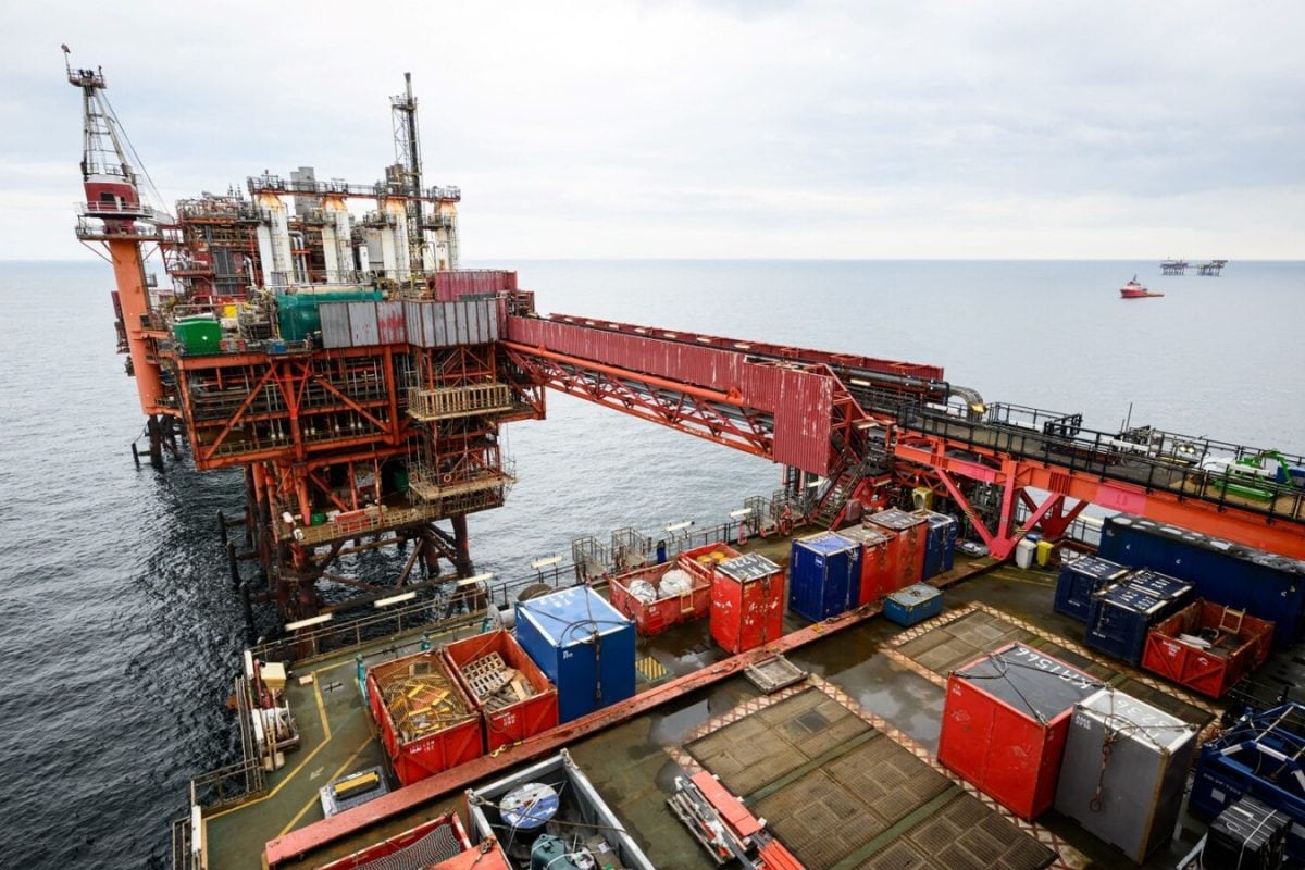 UK Has Just Two Days Of Gas Stored, Raising Fears Of Supply Crisis Amid Global Tensions: Report