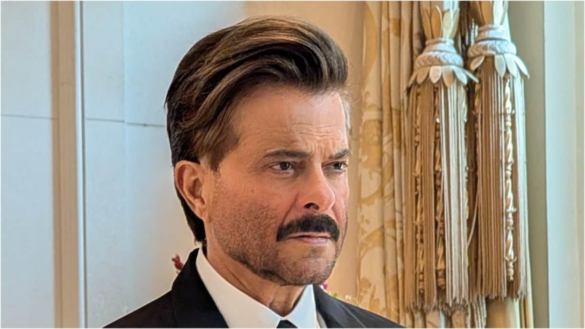 Anil Kapoor Sweats It Out In The Gym At 69, Motivates Fans With ...