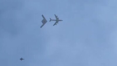 America’s B-21 Raider Captured Refuelling Mid-Air in Viral Video