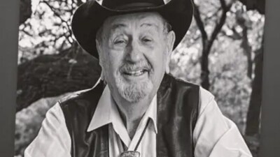 Robert Hinkle is no more.